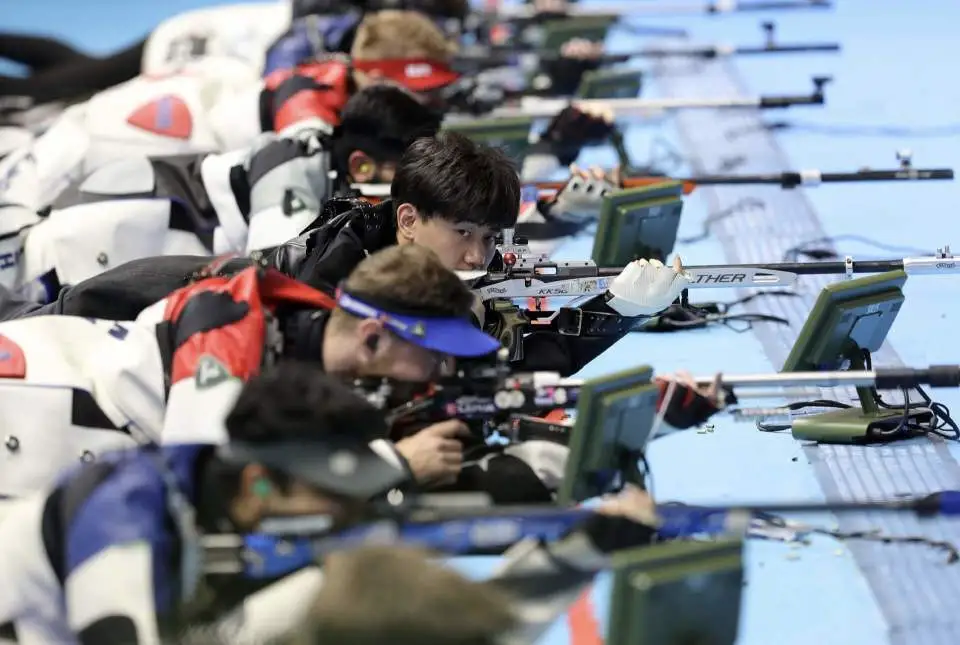 10金拿下8金！中国队统治力堪称恐怖，刷新世界杯历史最好成绩